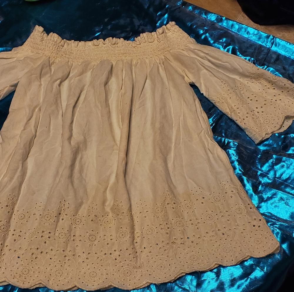 Off white Abercrombie & Fitch baby doll top